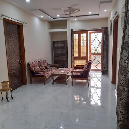 Govind Niwas Home Stay Гвалиор Екстериор снимка