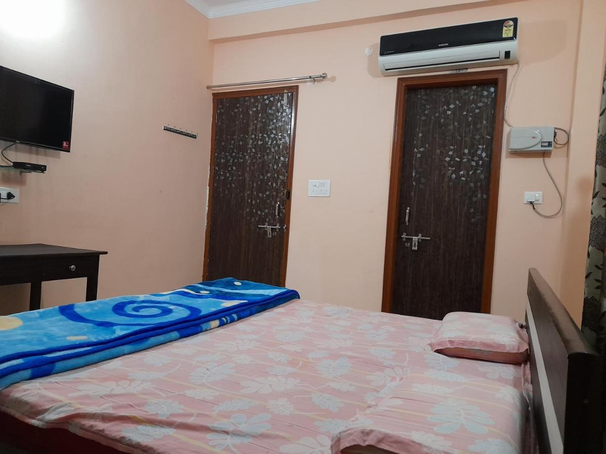 Govind Niwas Home Stay Гвалиор Екстериор снимка