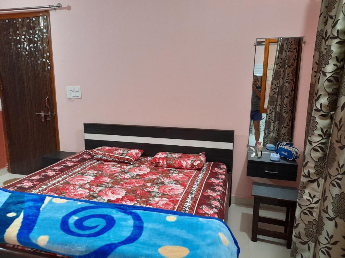 Govind Niwas Home Stay Гвалиор Екстериор снимка